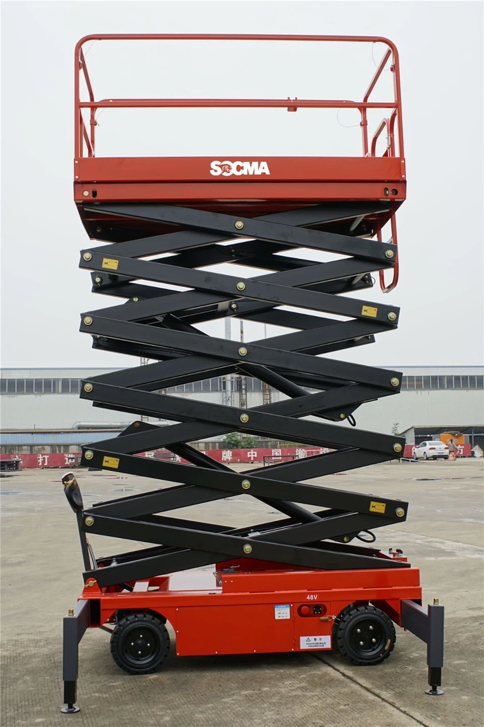 SOCMA 500kg Mobile Scissor Aerial Lifting Platform Electric Aerial Scissor Lift
