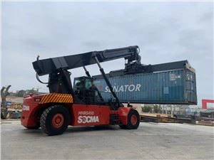 Reach Stacker per container pieni da 45 tonnellate