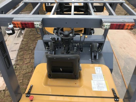 7 Ton Counter Balance Forklift Attach Paper Roll Clamp And Wood Clamp Work For Paper And Wood Factory