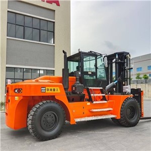 Carrello elevatore diesel SOCMA 25t per container