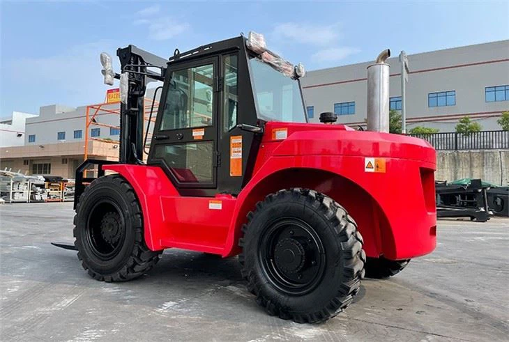SOCMA 5T Rough Terrain Diesel Forklift