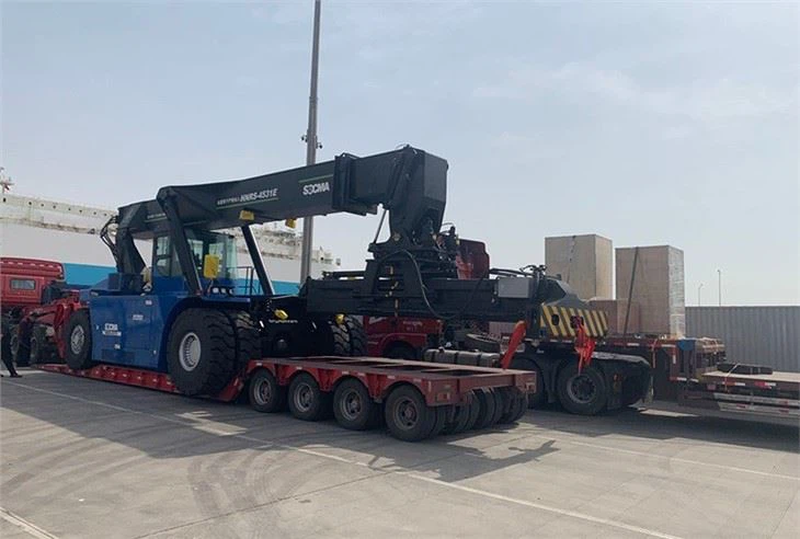 SOCMA Pure Electric Reach Stacker